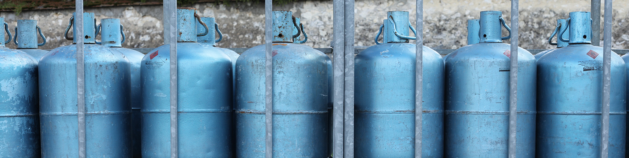 Cuisiner avec du gaz - Comment changer sa bouteille de gaz sans prendre  aucun risque? 