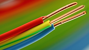 À quoi correspond la couleur des fils électriques ? Quelle est la norme ?