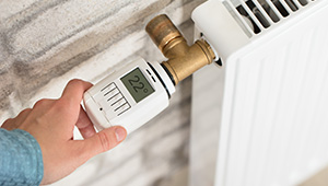 Comment installer correctement une tête thermostatique sur un