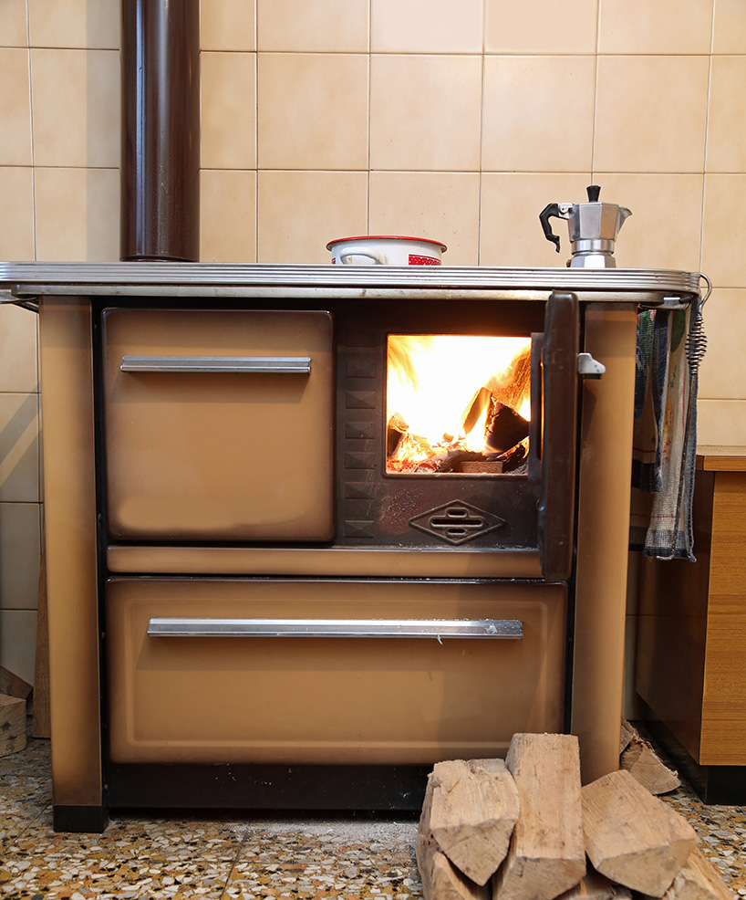 chauffage central avec la cuisinière à bois bouilleur