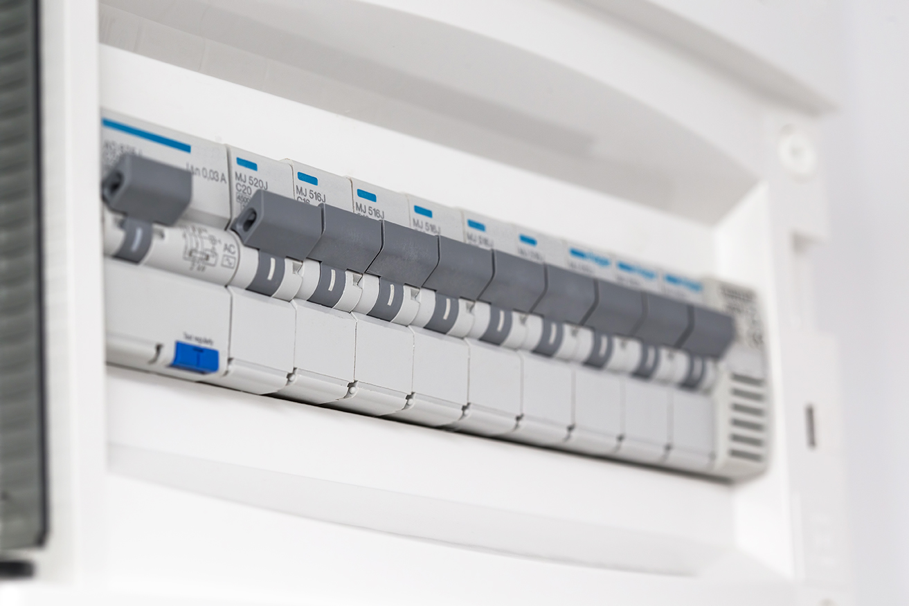 Mettre aux normes un tableau électrique : nos conseils